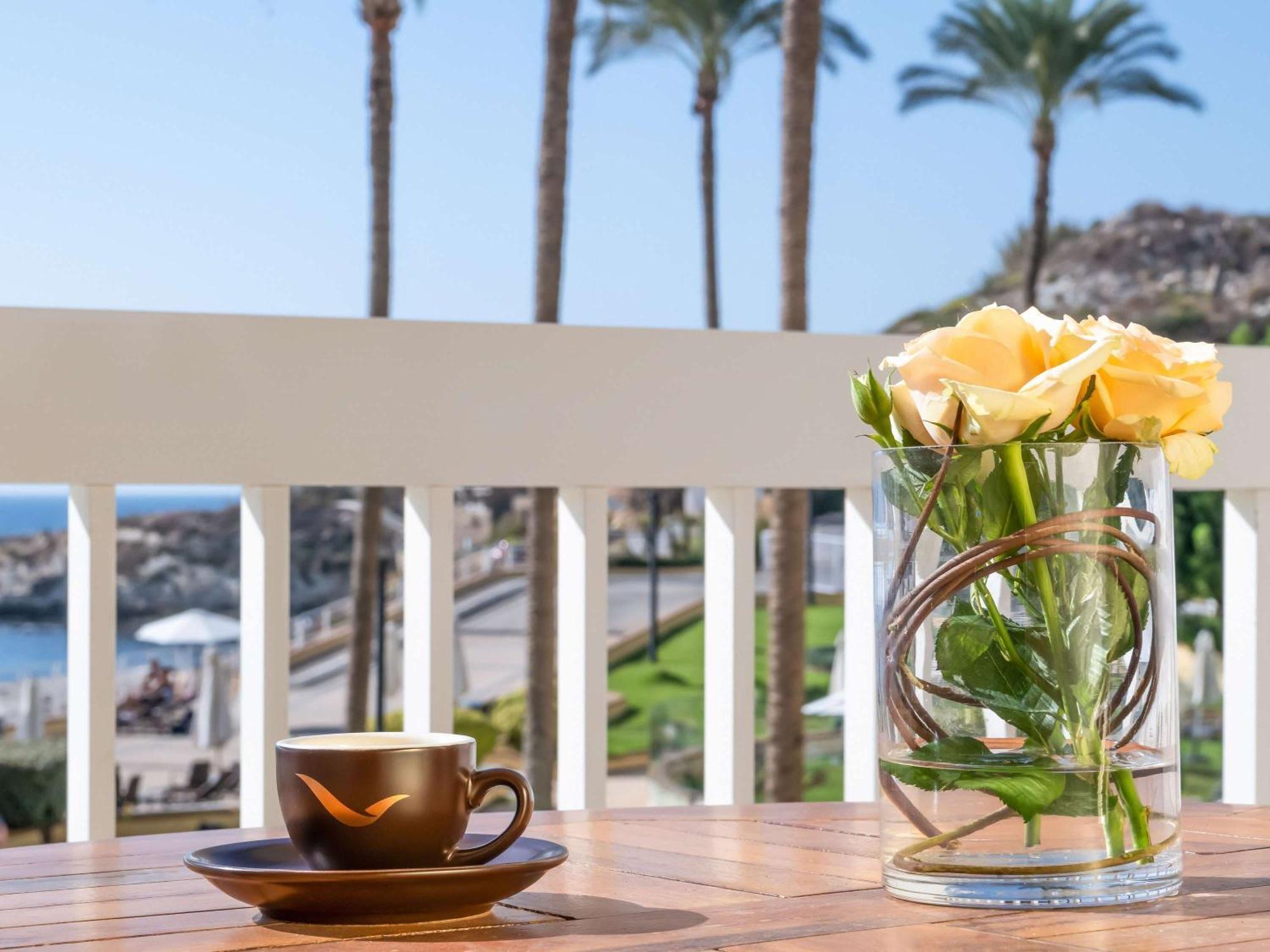 Mövenpick Hotel Beirut Luaran gambar