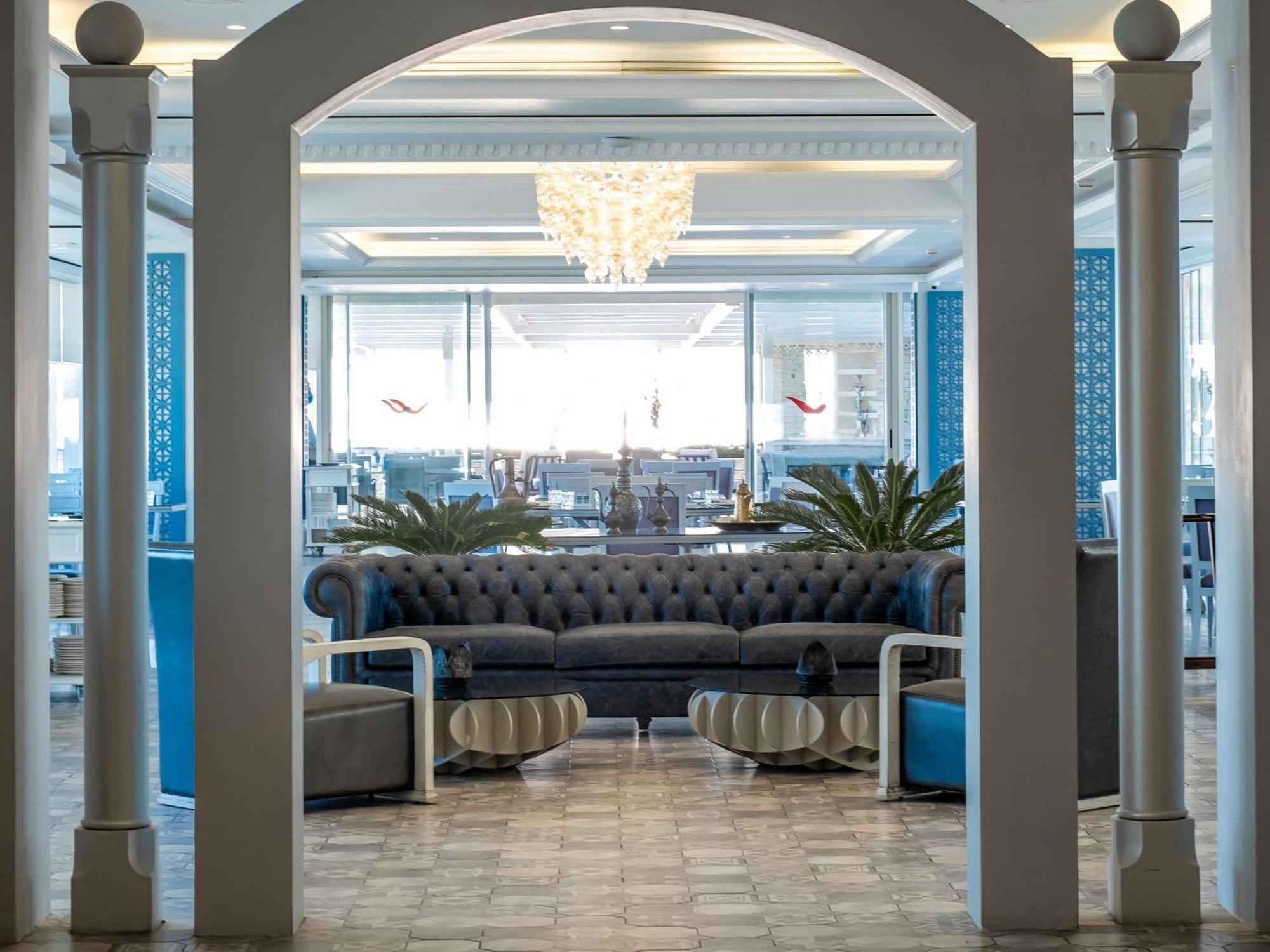 Mövenpick Hotel Beirut Luaran gambar