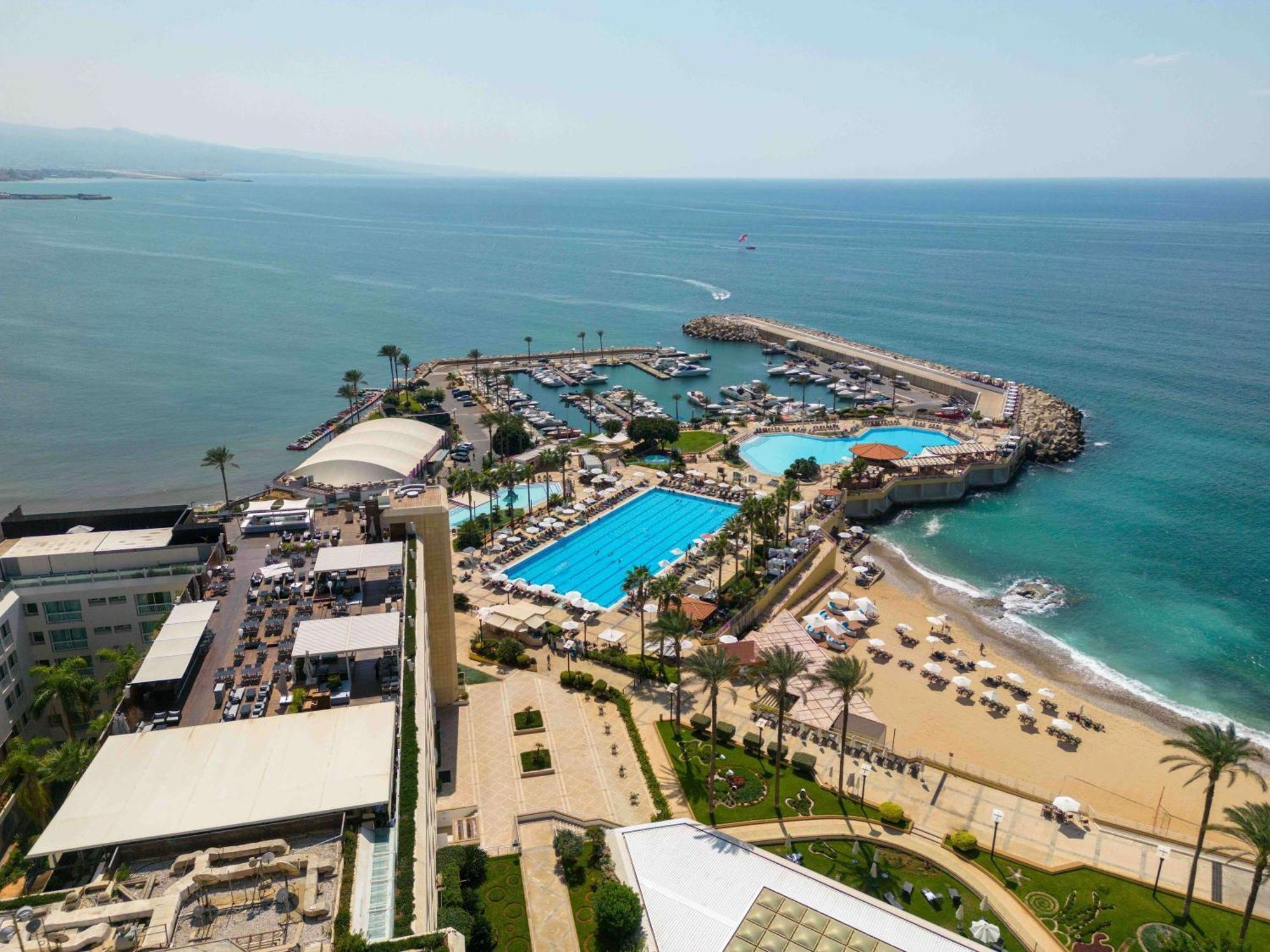 Mövenpick Hotel Beirut Luaran gambar